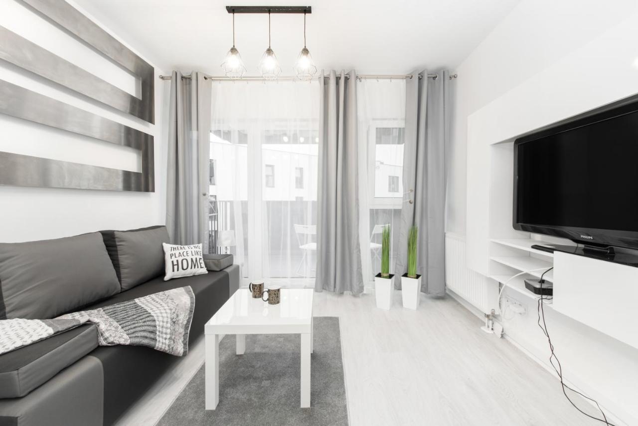 Superapart Augustowka 73 "Sleek 1Br Home With Balcony & Pet-Friendly" Warsaw Exterior photo